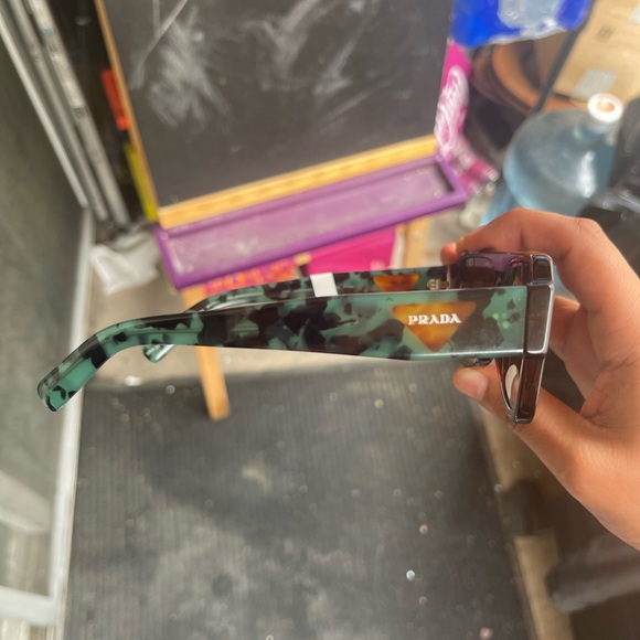 Brand new, no scratches, never been worn, no box - Picture 3 of 4